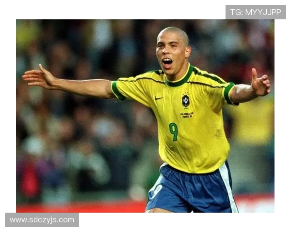 2002年世界杯巴西与中国足球队精彩对决比分回顾与分析